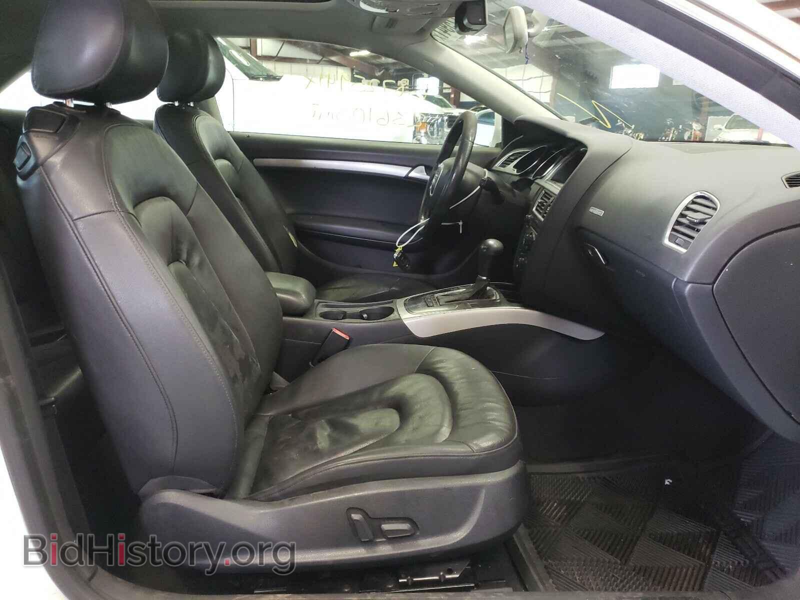 2011 AUDI A5 - VIN: WAUCFAFR1BA041027 - Фото 5