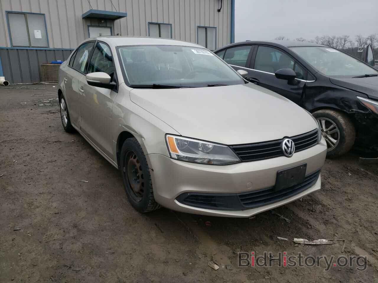 Photo 3VWD17AJ1EM266126 - VOLKSWAGEN JETTA 2014