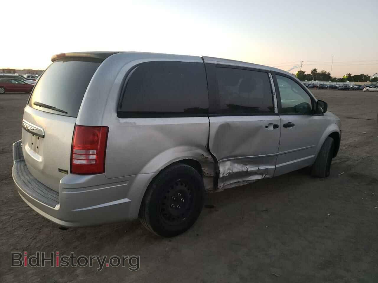 2008 CHRYSLER MINIVAN - VIN: 2A8HR44H48R628542 - Фото 3