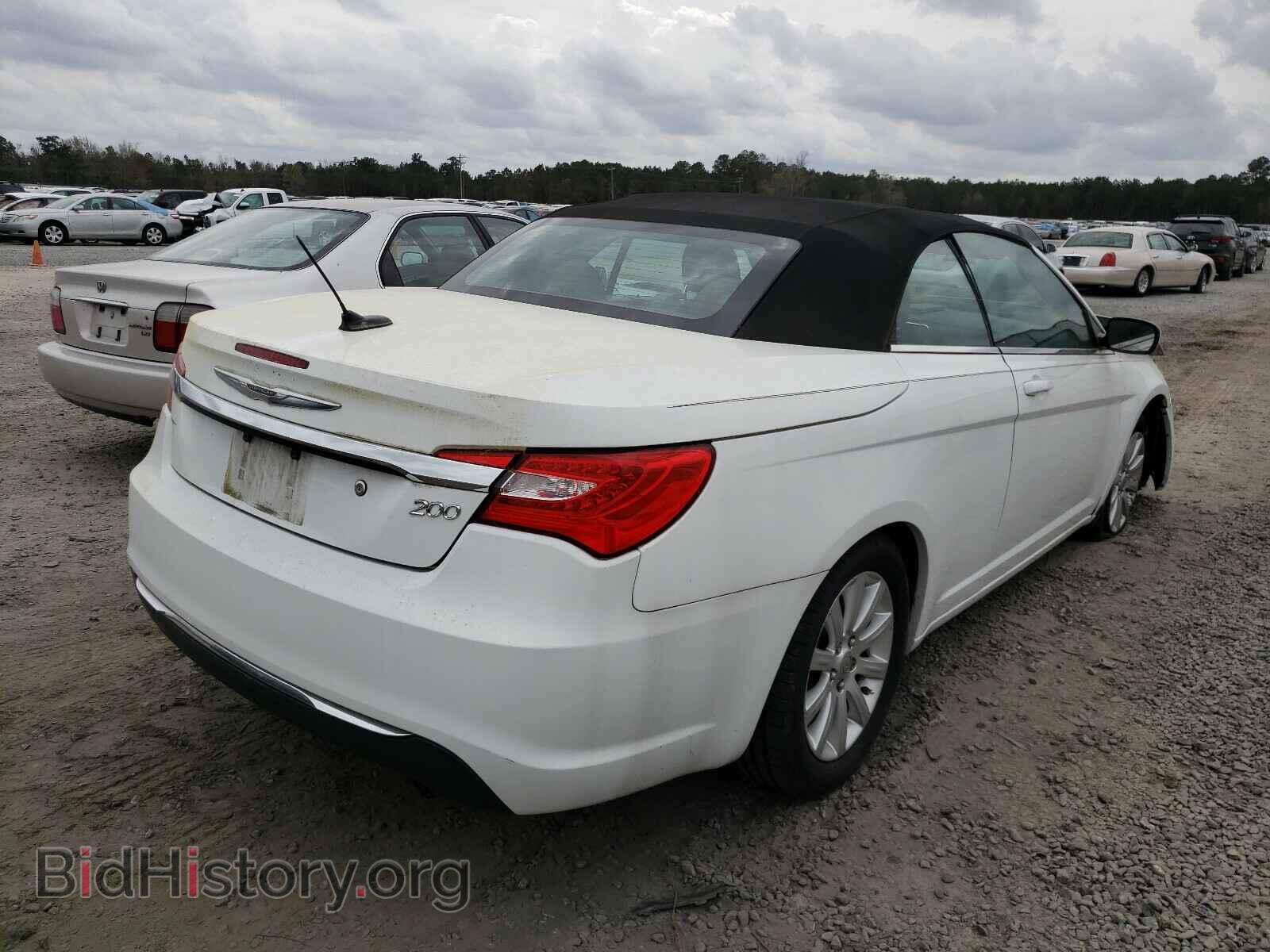 2012 CHRYSLER 200 - VIN: 1C3BCBEB0CN134332 - Фото 4