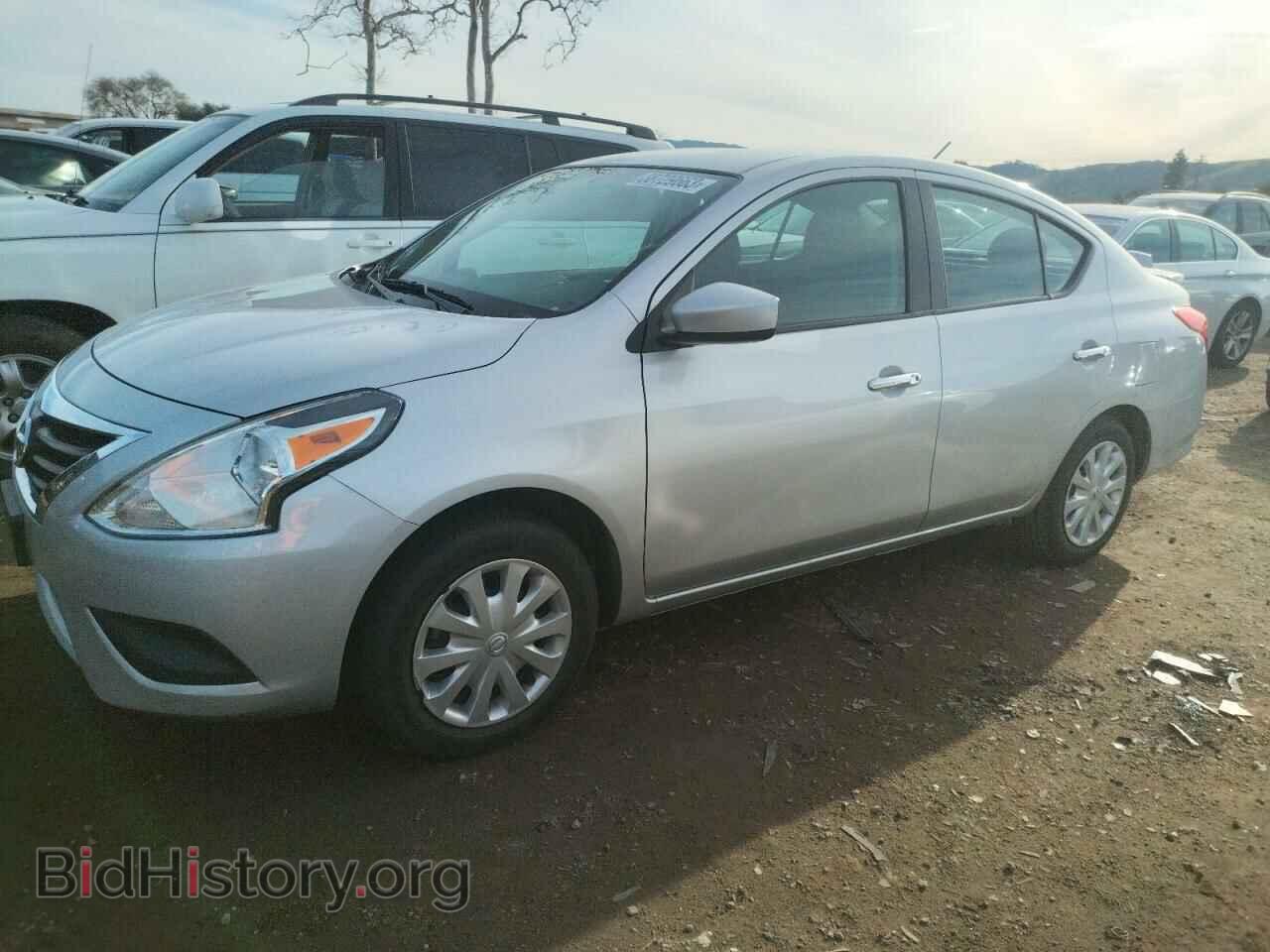 Photo 3N1CN7AP3KL862401 - NISSAN VERSA 2019