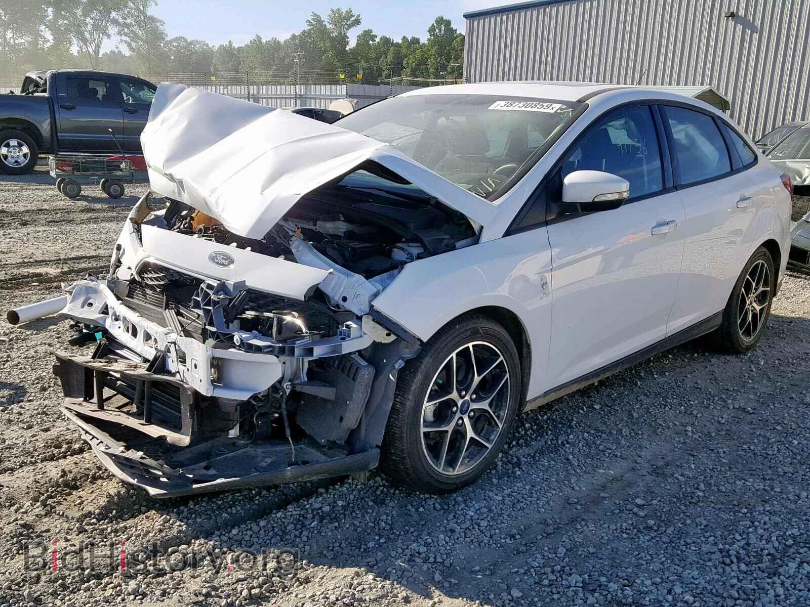 2017 FORD FOCUS - VIN: 1FADP3H2XHL213784 - Фото 2