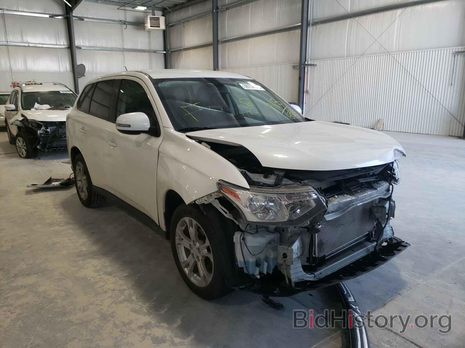 Фотография JA4AZ3A37EZ008551 - MITSUBISHI OUTLANDER 2014