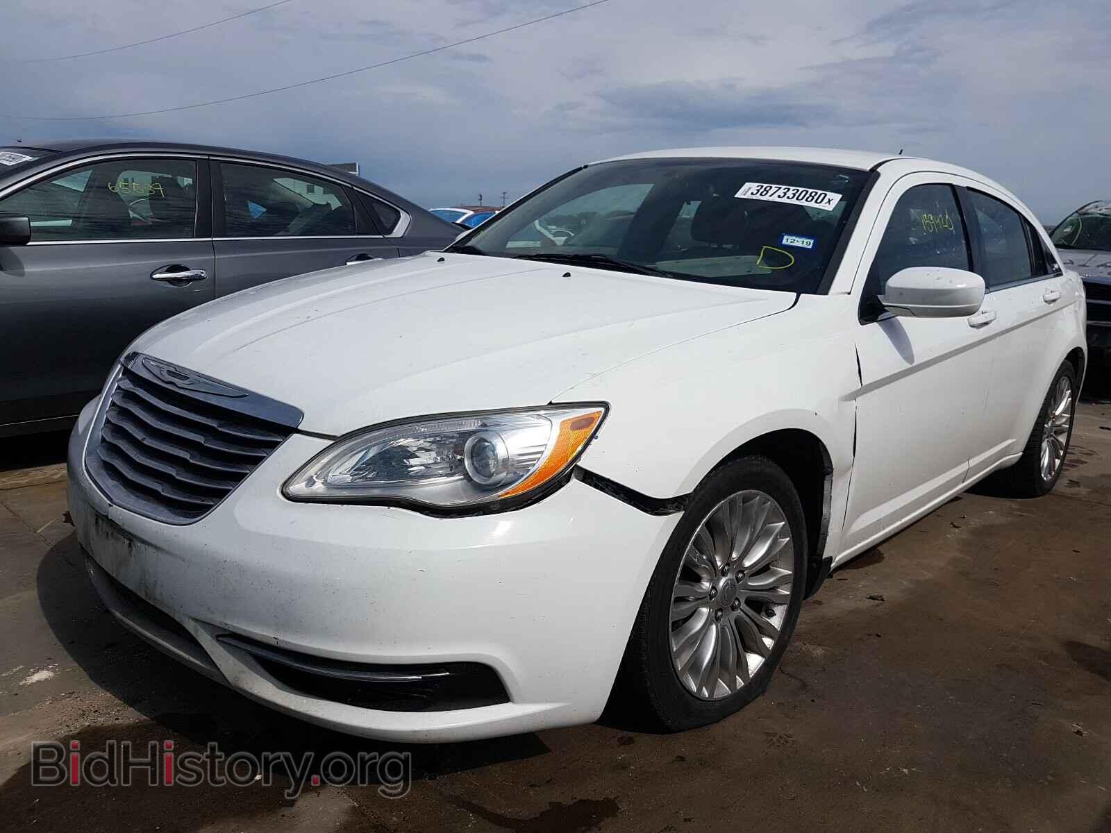 2013 CHRYSLER 200 - VIN: 1C3CCBBB2DN694167 - Фото 2