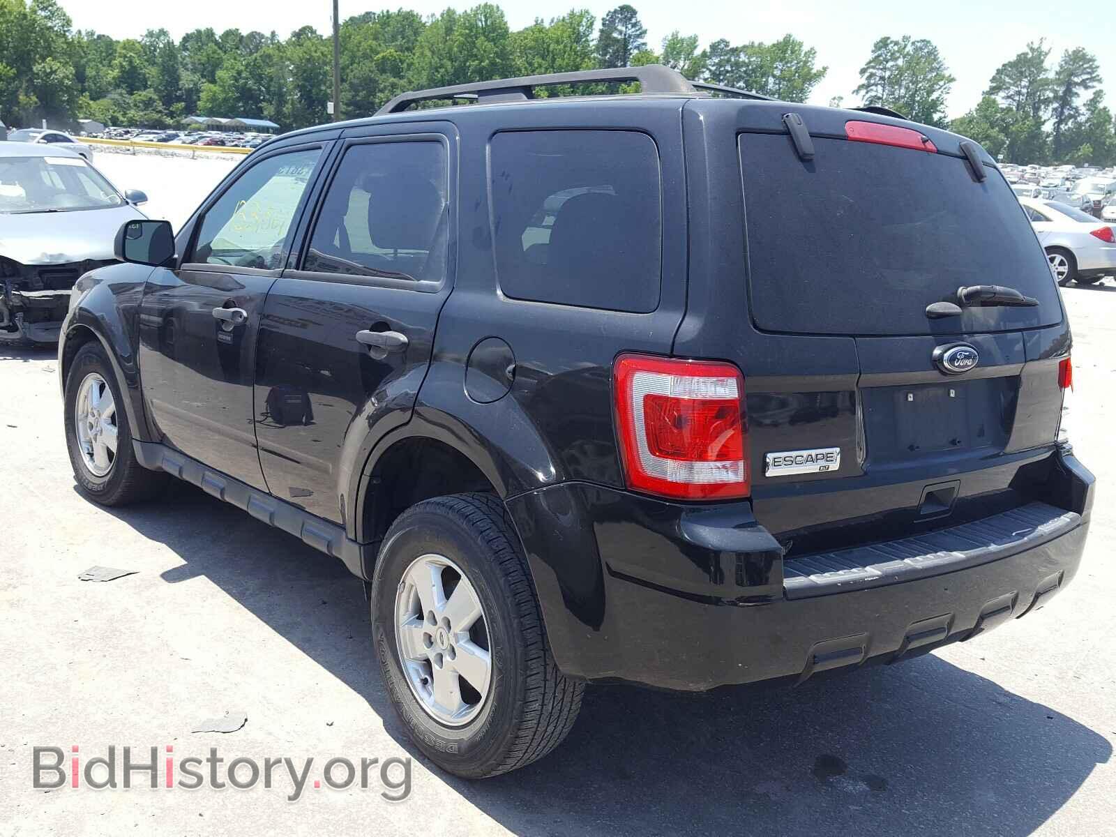 2011 FORD ESCAPE - VIN: 1FMCU0D73BKB57968 - Фото 3