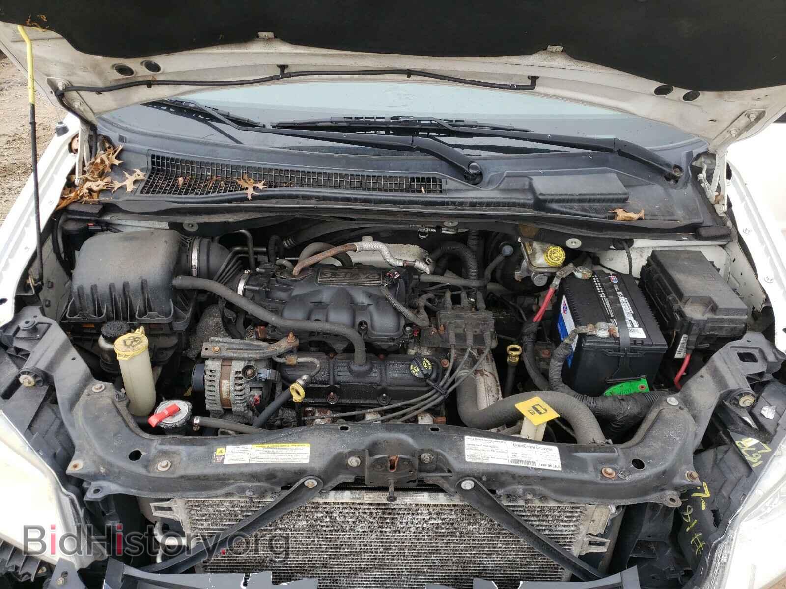 2008 CHRYSLER MINIVAN - VIN: 2A8HR44H98R707754 - Фото 7