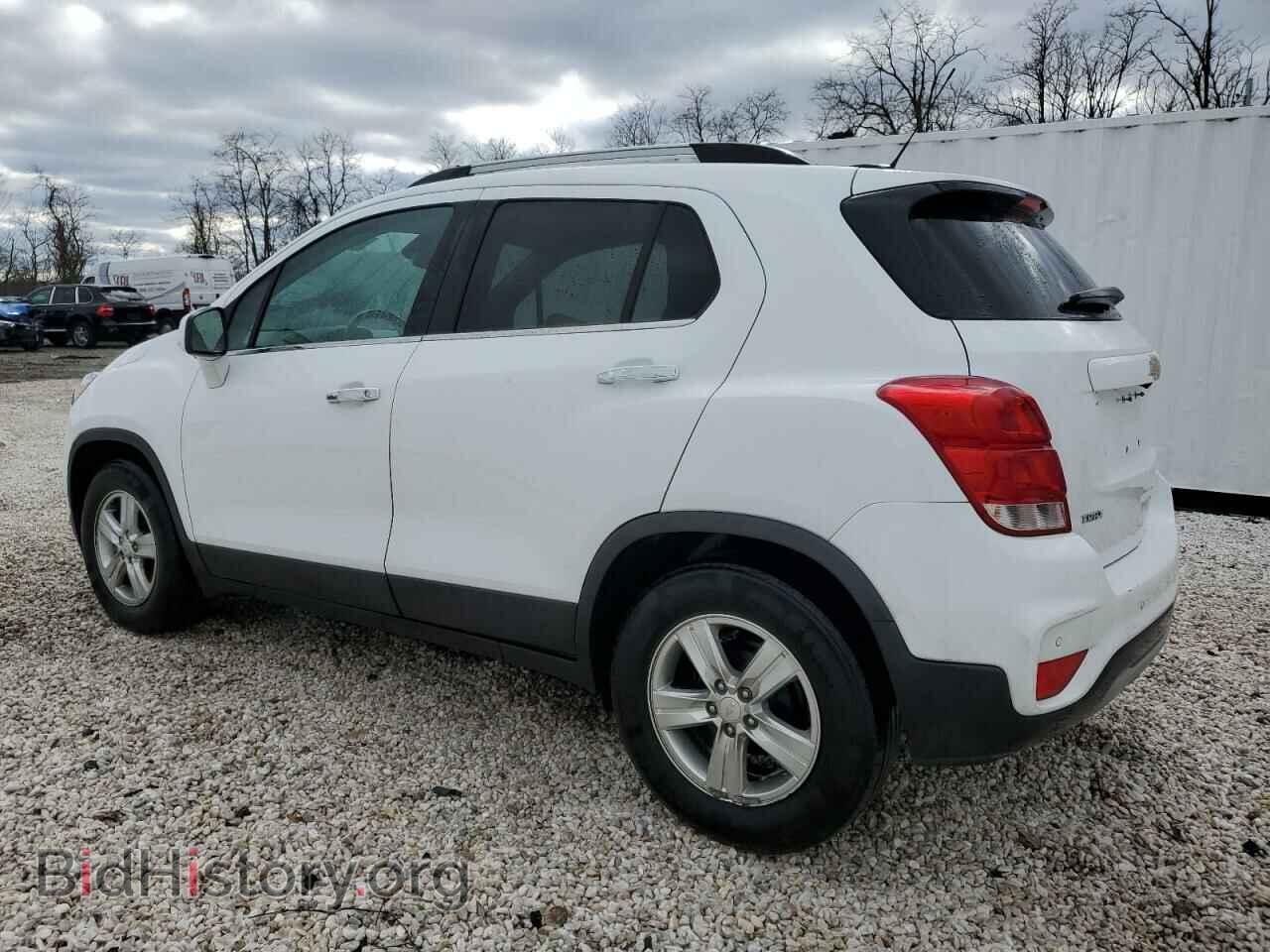 2019 CHEVROLET TRAX - VIN: 3GNCJLSB3KL353002 - Photo 2