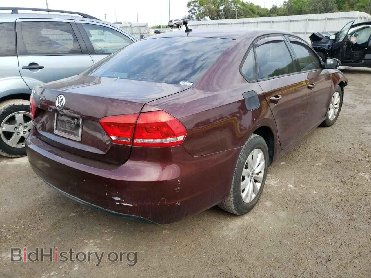 2012 VOLKSWAGEN PASSAT - VIN: 1VWAP7A39CC105752 - Фото 4