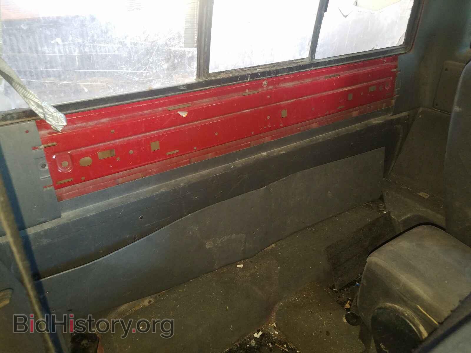 2004 MAZDA B3000 - VIN: 4F4YR16U54TM00589 - Фото 6