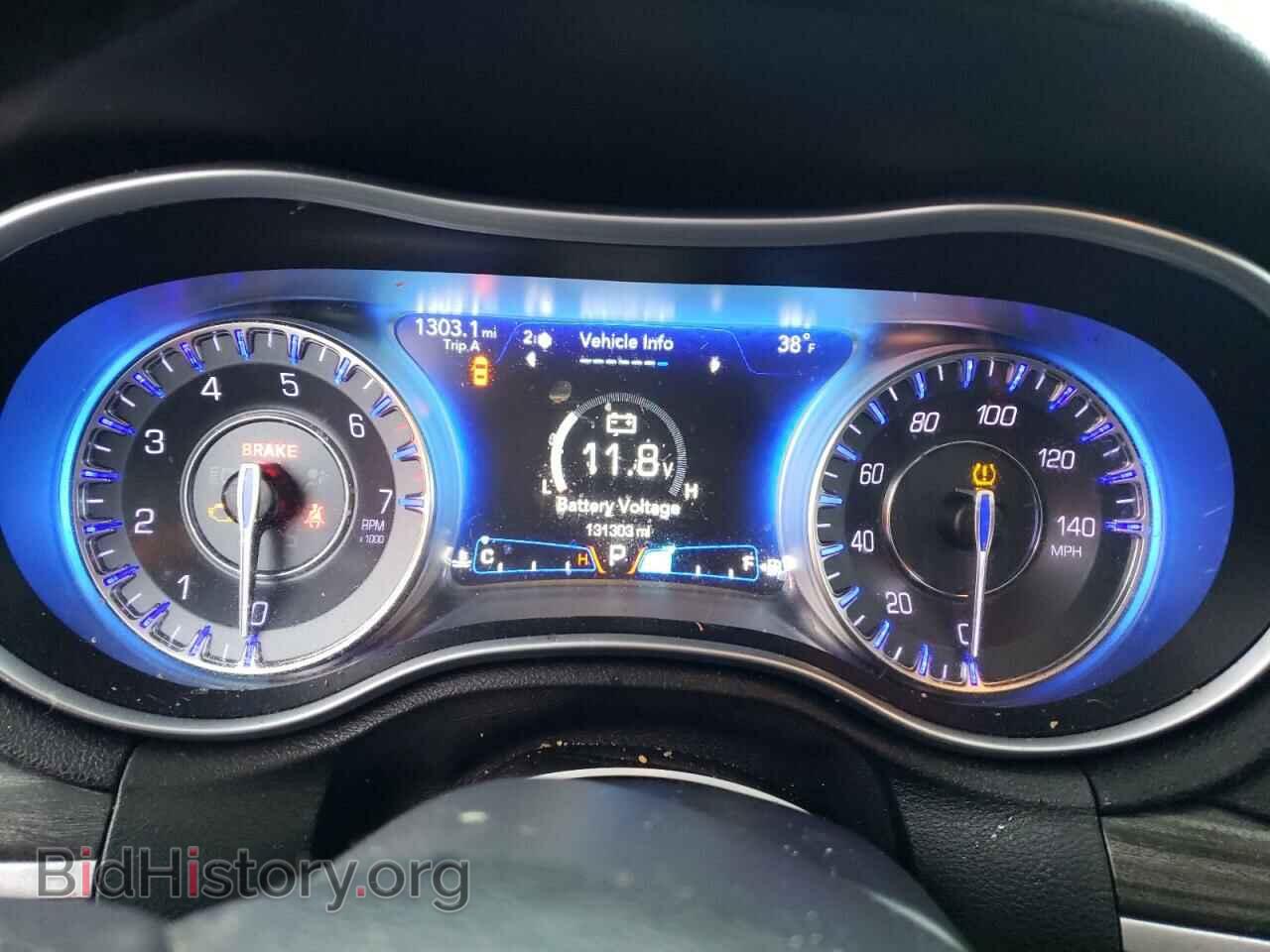 2017 CHRYSLER 300 - VIN: 2C3CCAAG9HH653525 - Фото 9