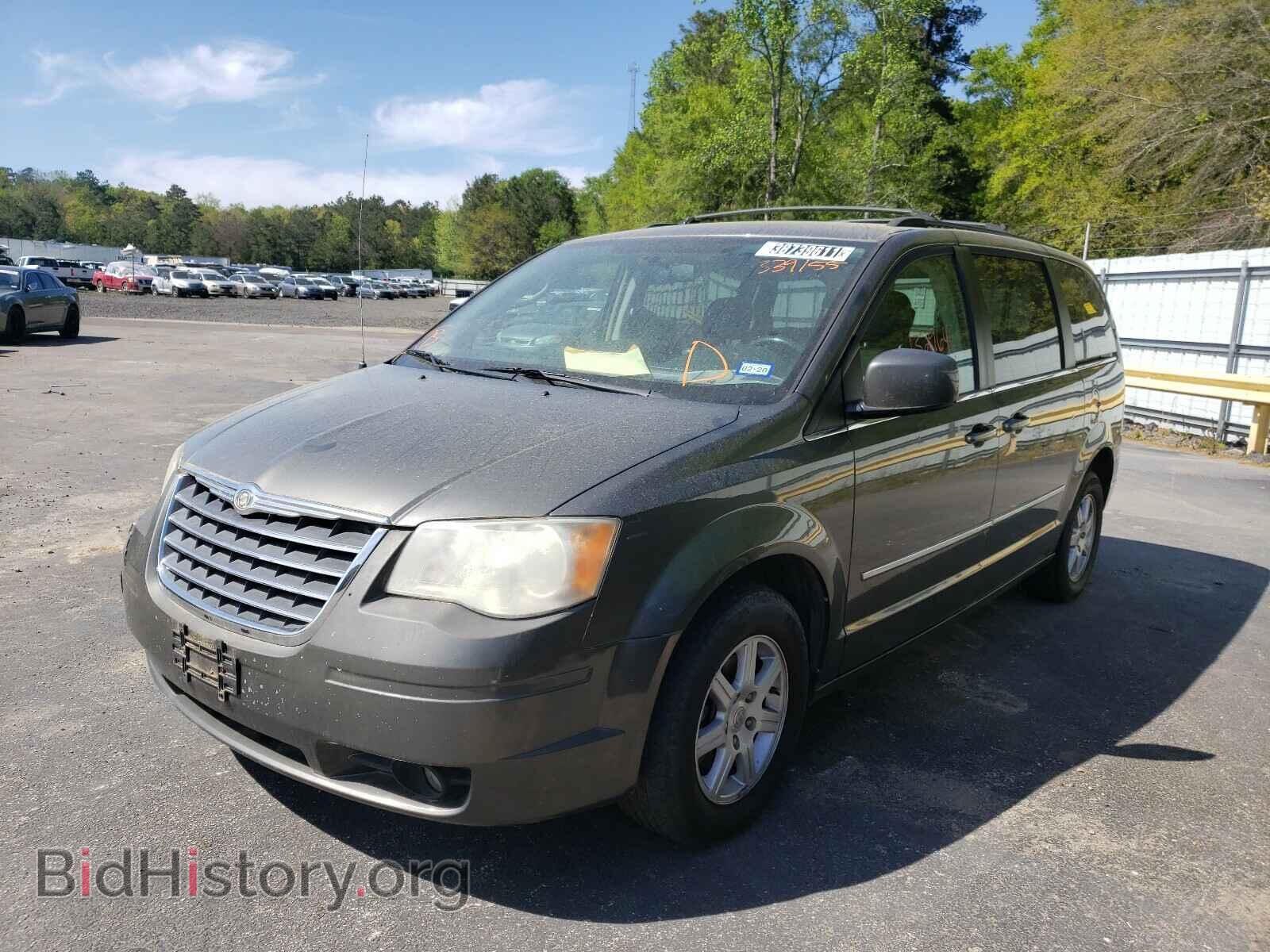 2010 CHRYSLER MINIVAN - VIN: 2A4RR8DX6AR339155 - Фото 2