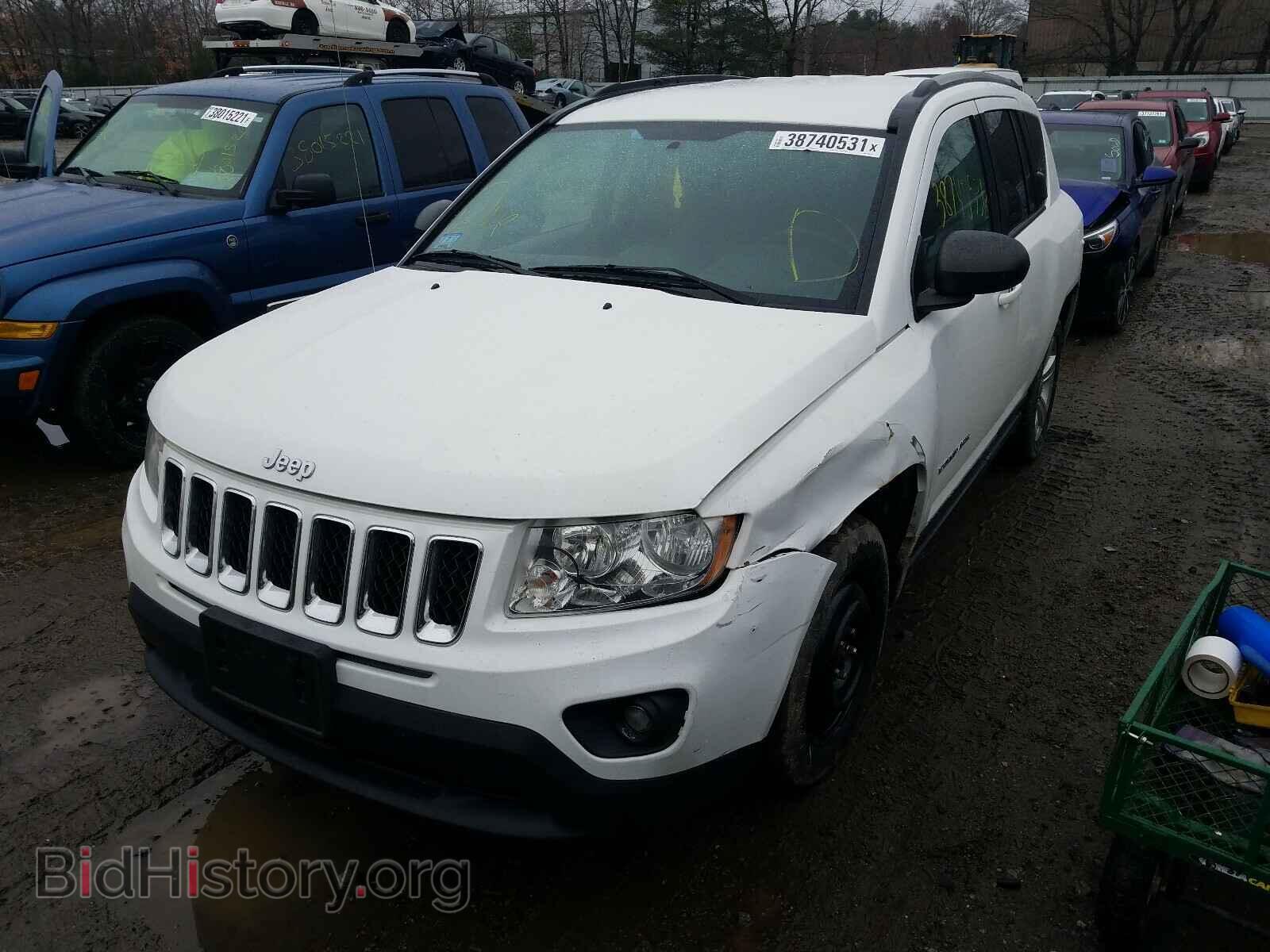 2013 JEEP COMPASS - VIN: 1C4NJCBB6DD258184 - Photo 2