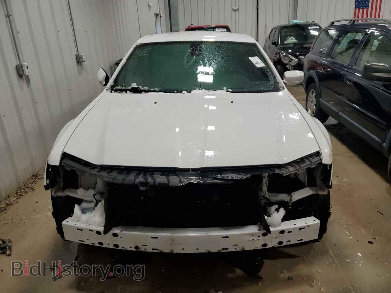2016 CHRYSLER 300 - VIN: 2C3CCAGG4GH244595 - Фото 5