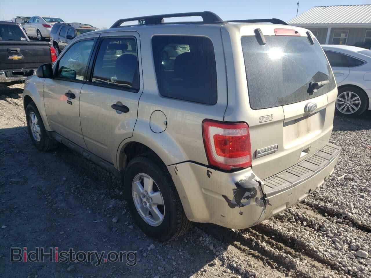 2010 FORD ESCAPE - VIN: 1FMCU9D70AKC72496 - Фото 3