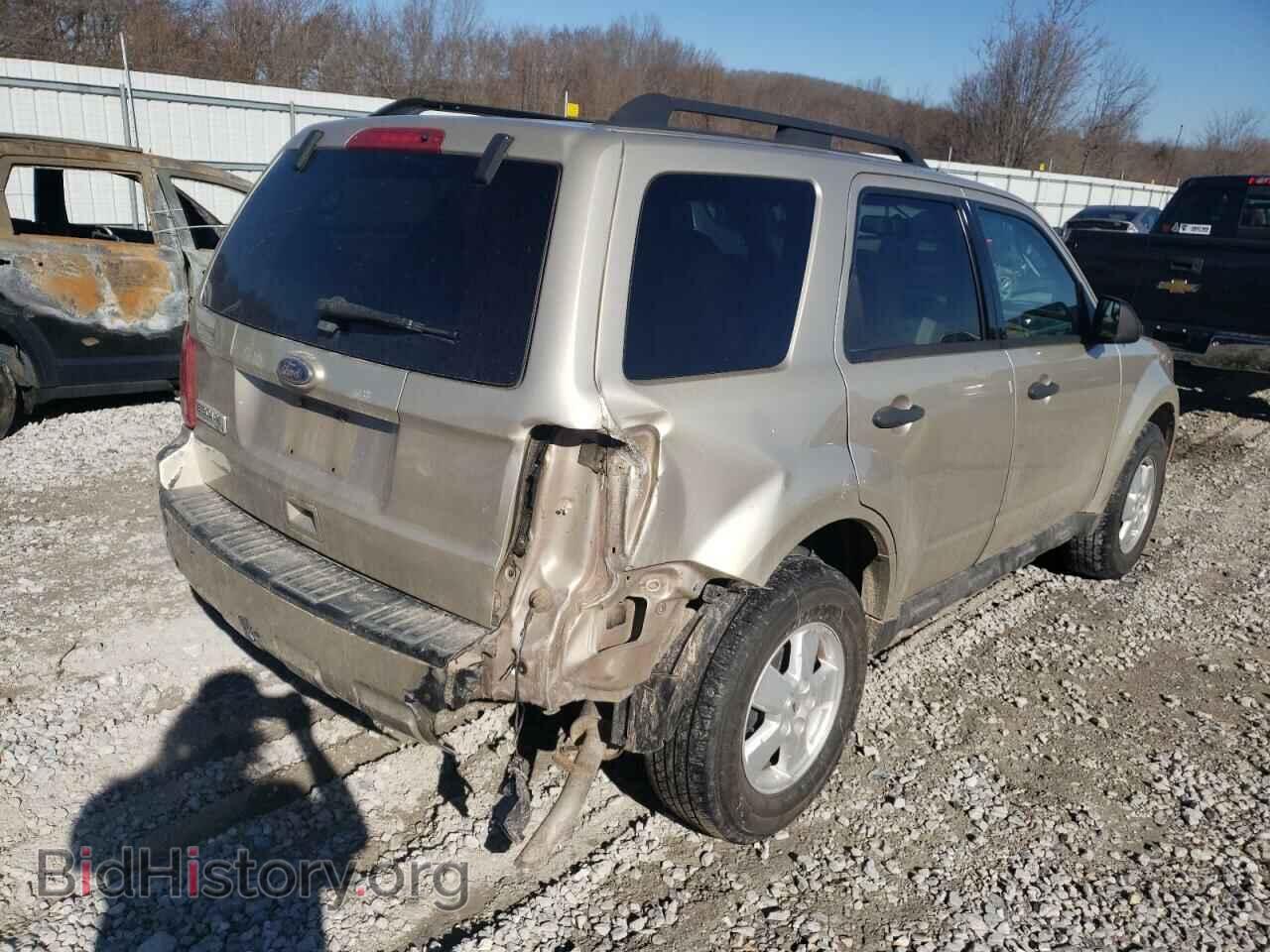 2010 FORD ESCAPE - VIN: 1FMCU9D70AKC72496 - Фото 4