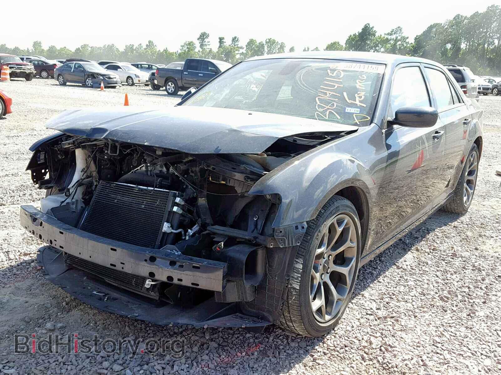 2017 CHRYSLER 300 - VIN: 2C3CCABG2HH588144 - Фото 2