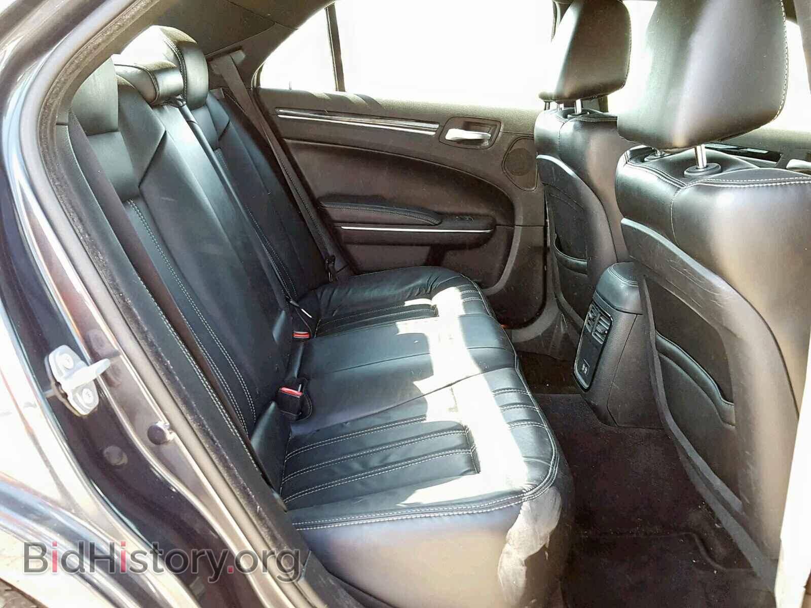 2017 CHRYSLER 300 - VIN: 2C3CCABG2HH588144 - Фото 6