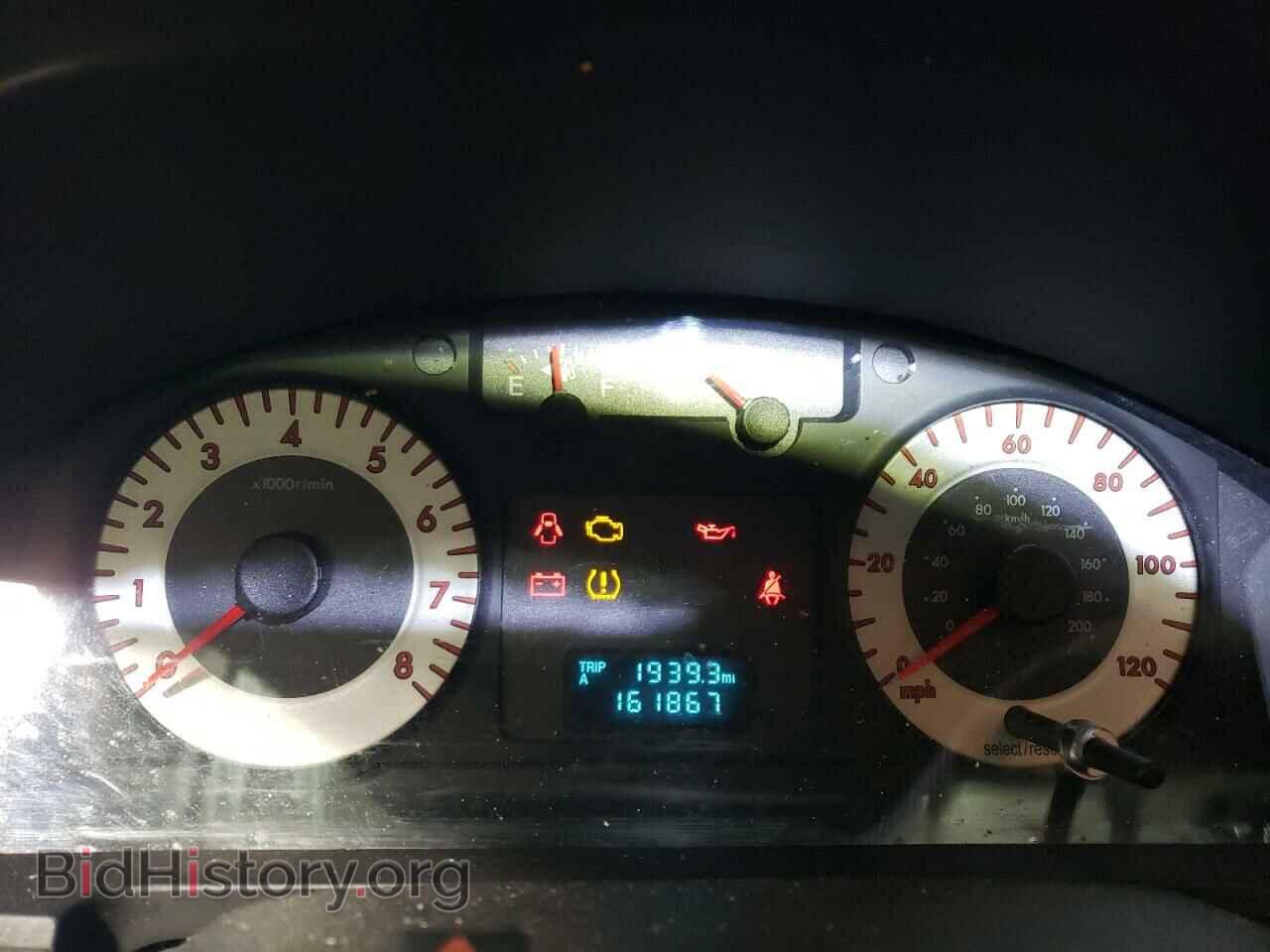 2011 MAZDA TRIBUTE - VIN: 4F2CY9GG2BKM00064 - Фото 9