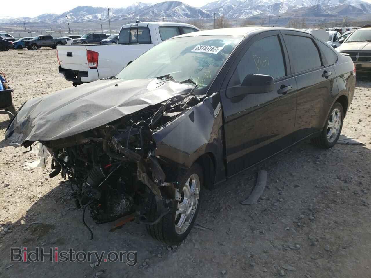 2009 FORD FOCUS - VIN: 1FAHP36N69W194603 - Фото 2