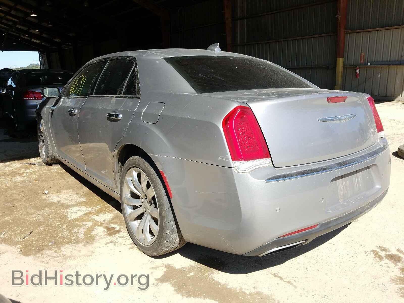 2017 CHRYSLER 300 - VIN: 2C3CCAEG4HH586570 - Фото 3