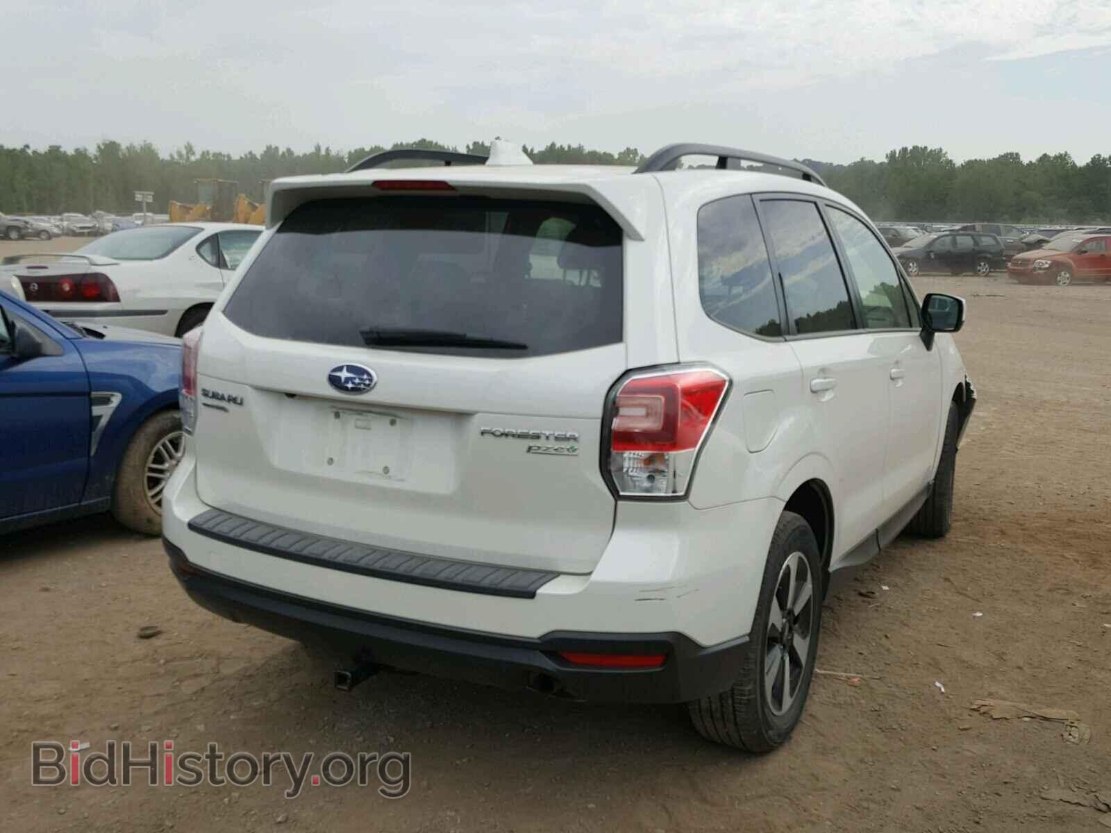 2017 SUBARU FORESTER - VIN: JF2SJAEC6HH411755 - Photo 4
