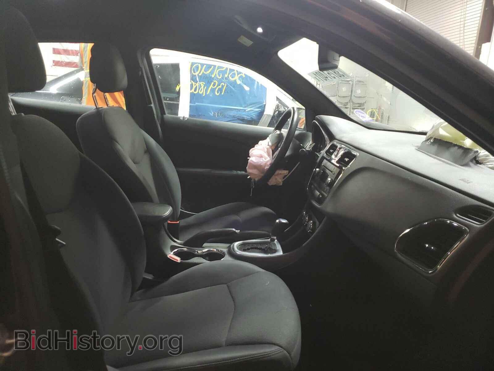2014 CHRYSLER 200 - VIN: 1C3CCBBB4EN157382 - Фото 5