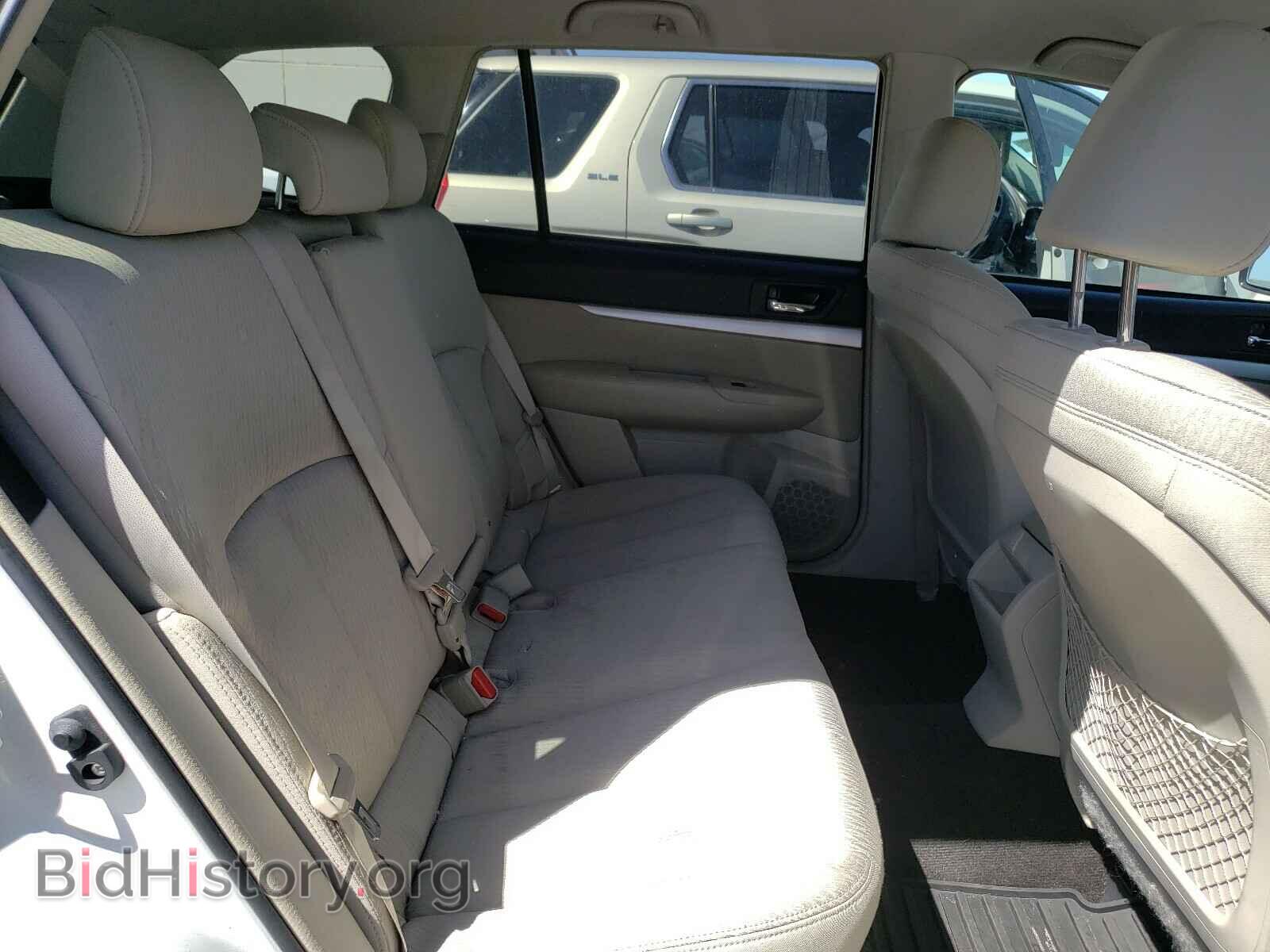 2011 SUBARU OUTBACK - VIN: 4S4BRBFC3B3423681 - Photo 6
