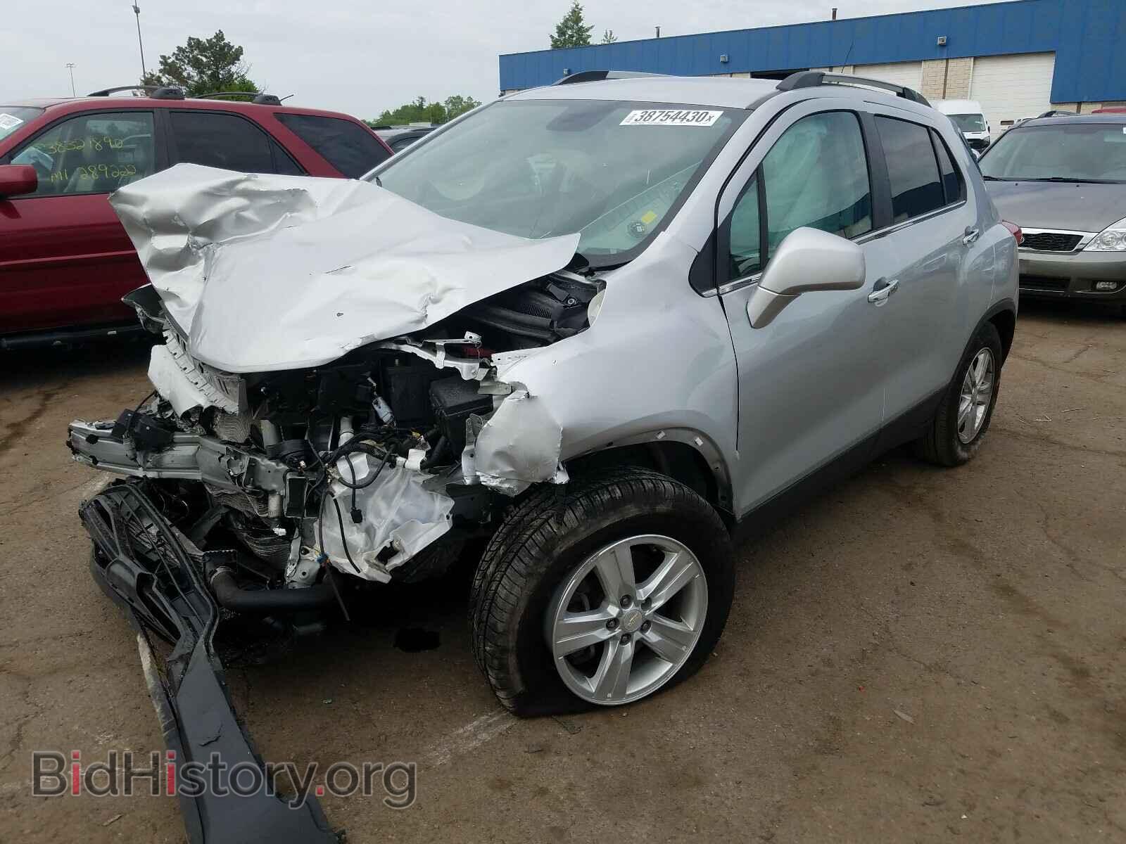 2017 CHEVROLET TRAX - VIN: 3GNCJLSB5HL283060 - Фото 2