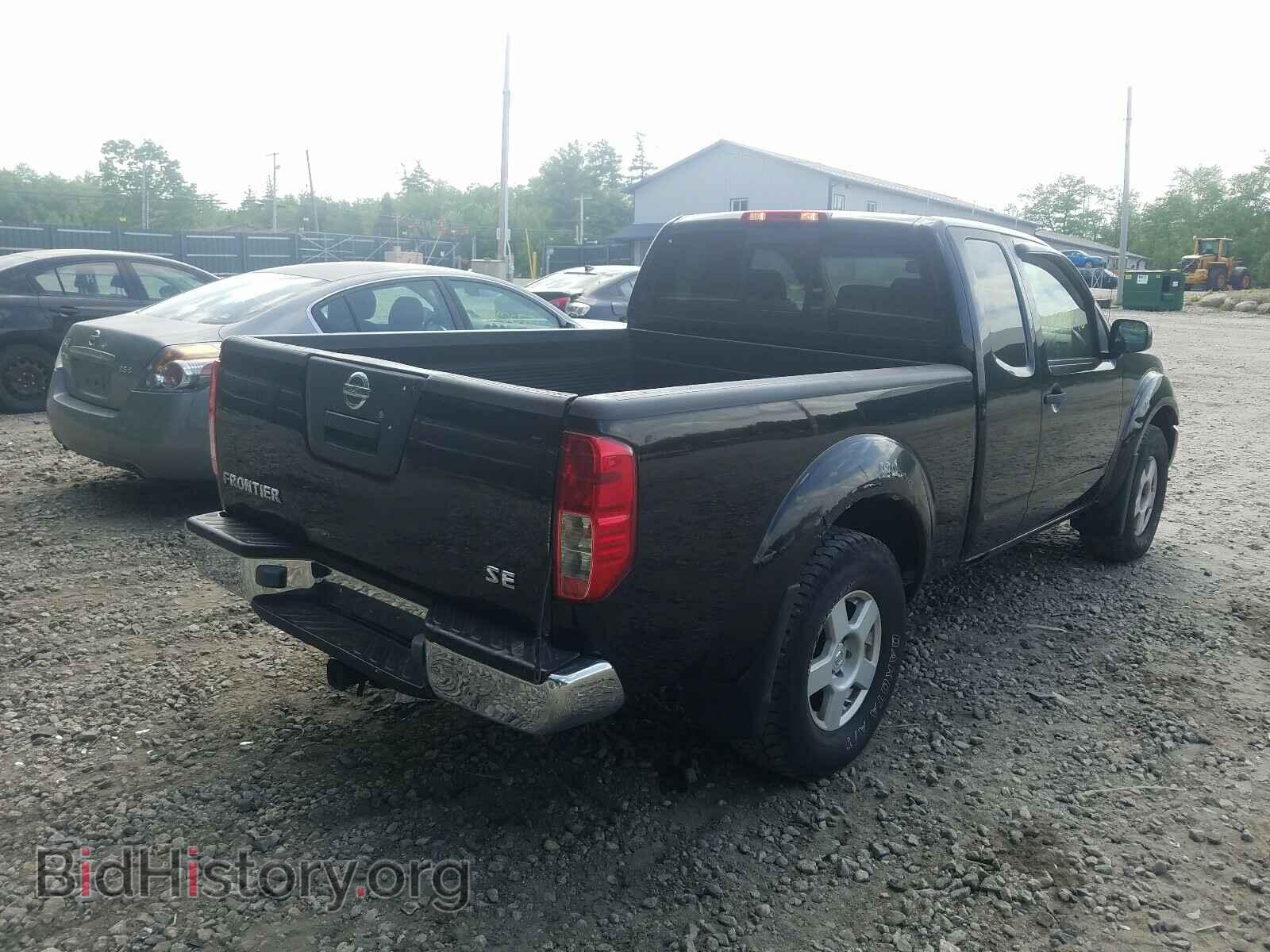 2005 NISSAN FRONTIER - VIN: 1N6AD06W35C411075 - Фото 4