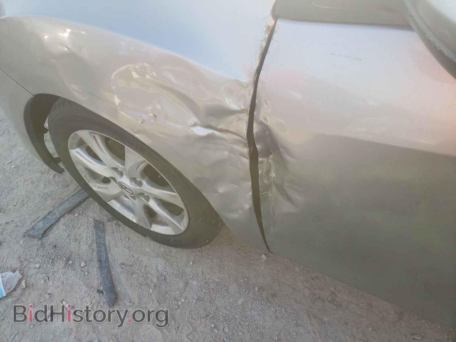 2011 MAZDA 3 - VIN: JM1BL1VFXB1421160 - Photo 9