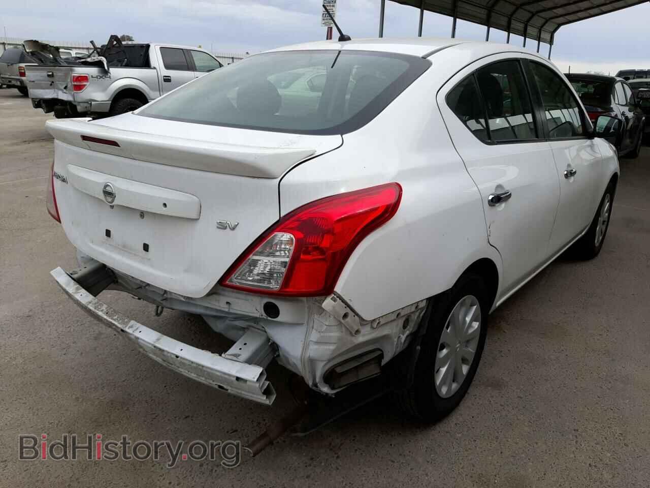 2017 NISSAN VERSA - VIN: 3N1CN7AP6HL844046 - Фото 4