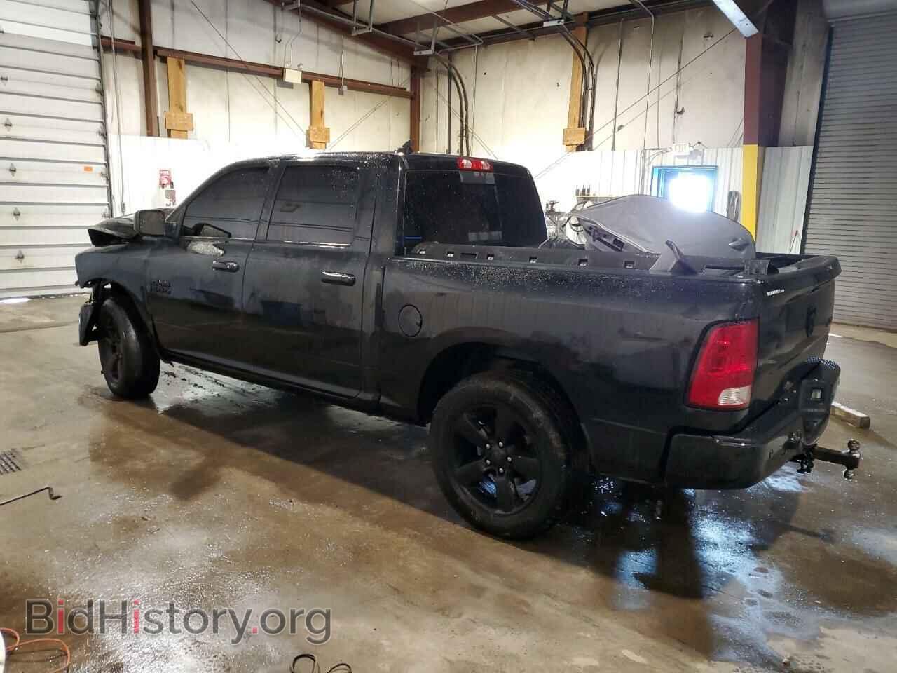 2018 RAM 1500 - VIN: 1C6RR7LG3JS249890 - Фото 2