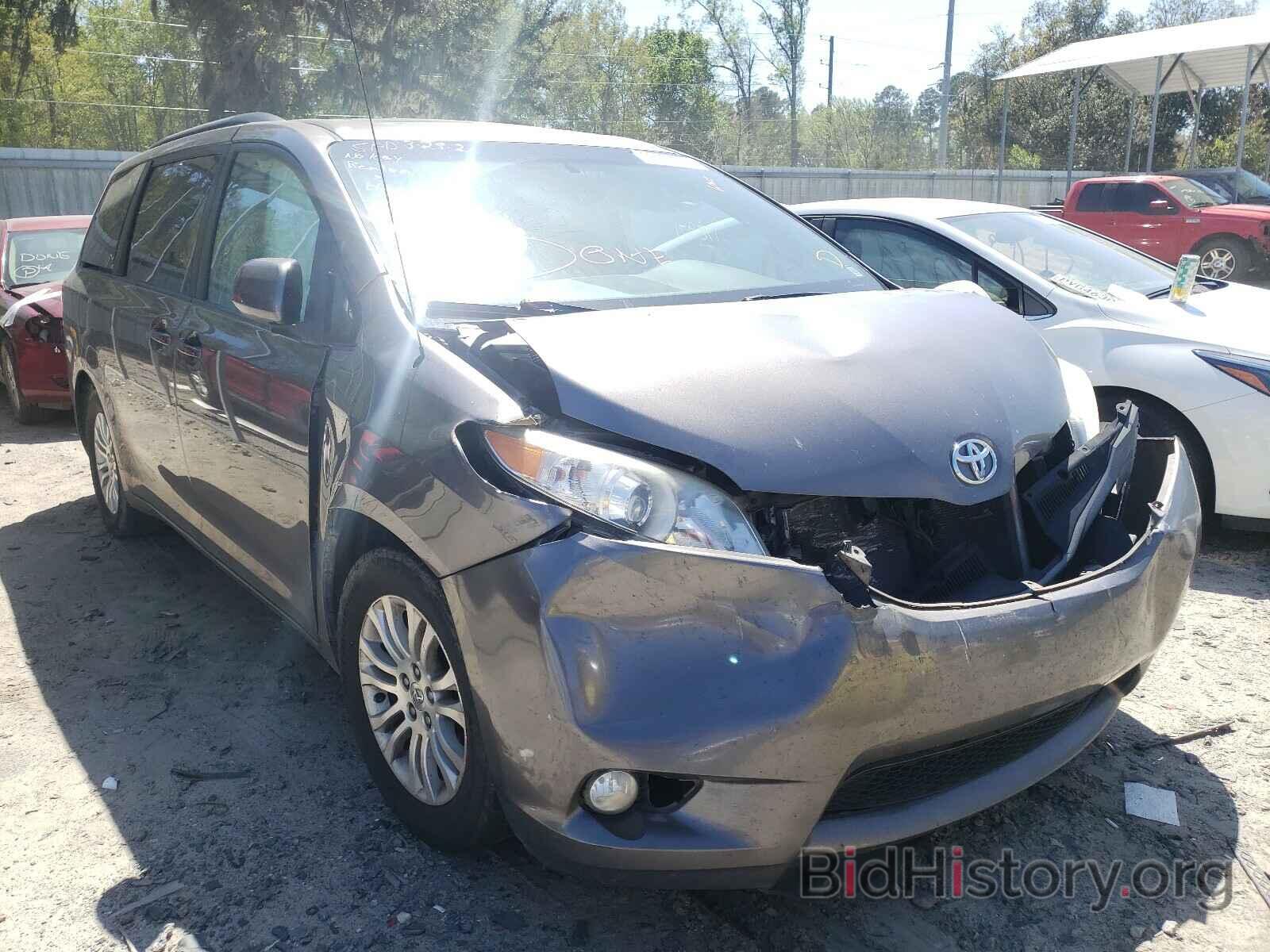 Фотография 5TDYK3DC1ES461957 - TOYOTA SIENNA 2014