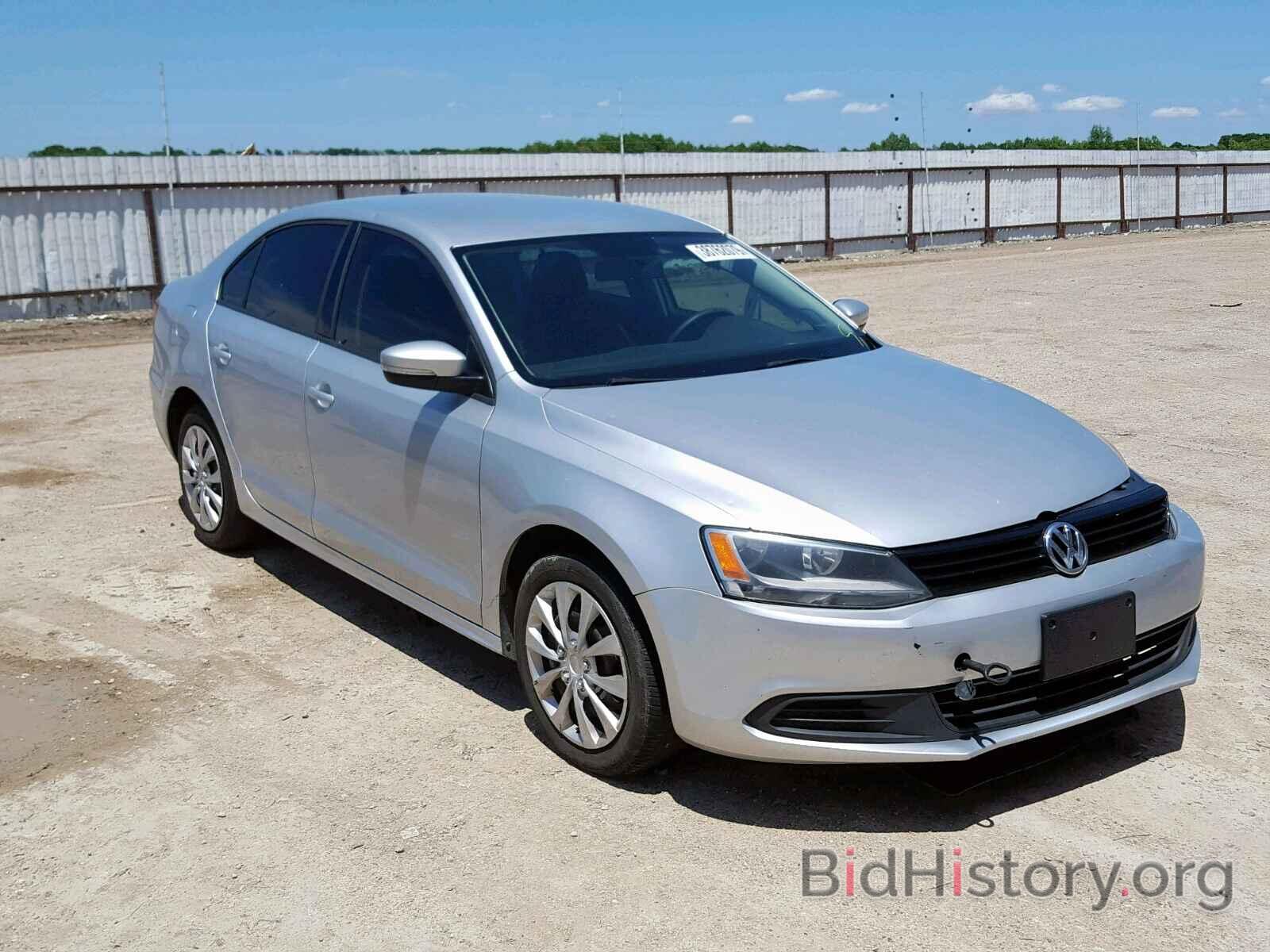 Photo 3VWD07AJ3EM277941 - VOLKSWAGEN JETTA 2014