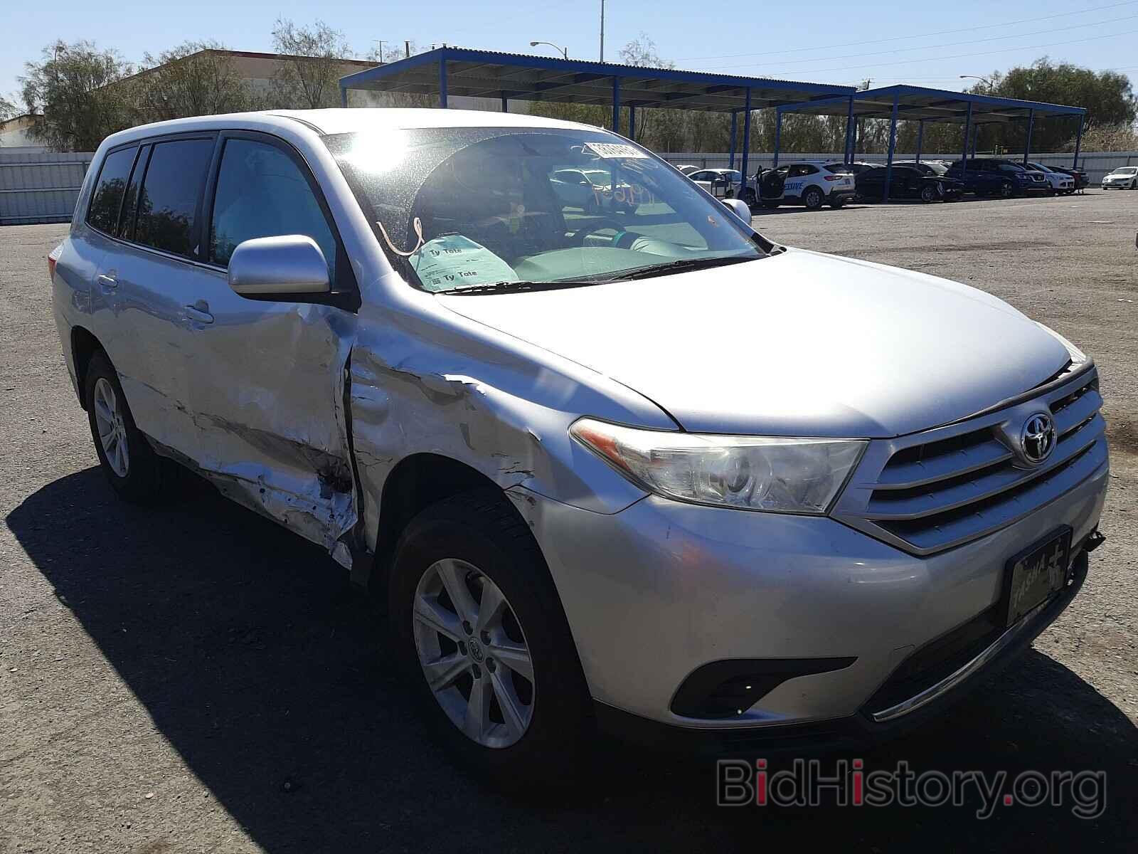 Photo 5TDZK3EHXDS106833 - TOYOTA HIGHLANDER 2013