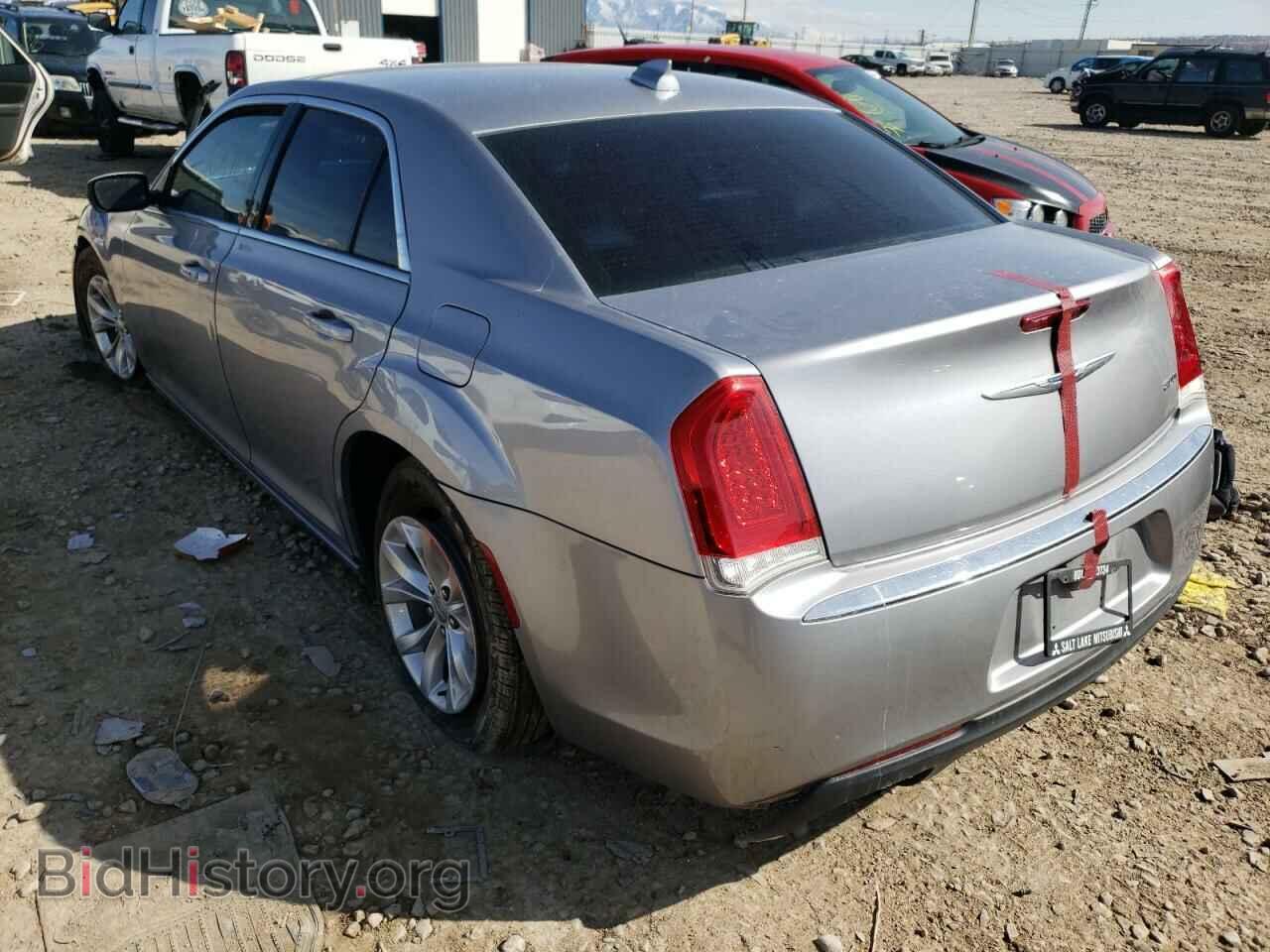 2015 CHRYSLER 300 - VIN: 2C3CCAAG8FH749398 - Фото 3