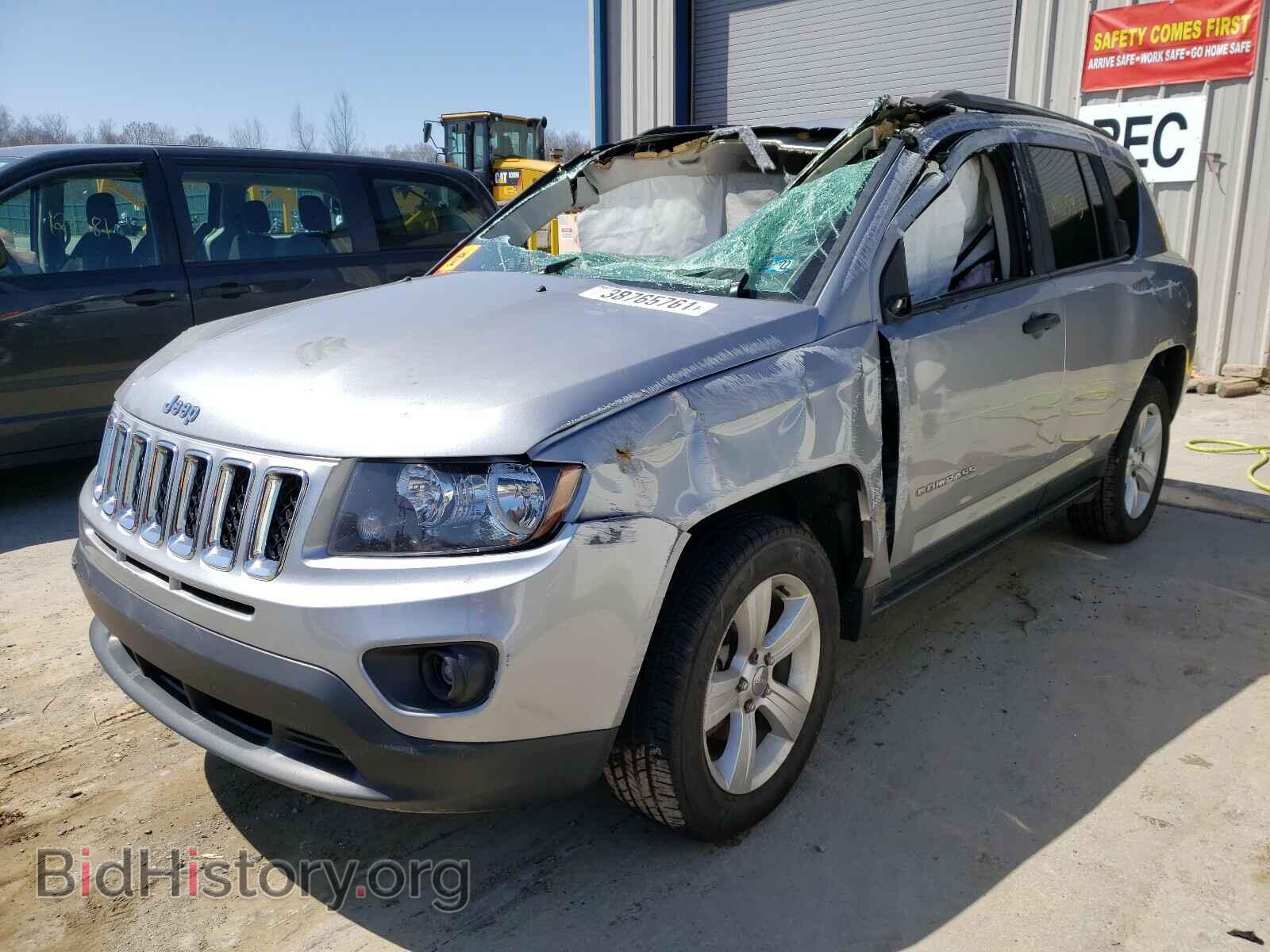 2014 JEEP COMPASS - VIN: 1C4NJDBB3ED753661 - Photo 2