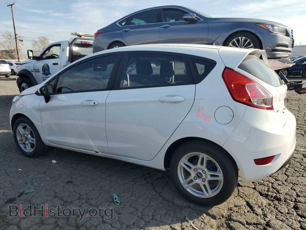 2019 FORD FIESTA - VIN: 3FADP4EJ0KM104953 - Фото 2