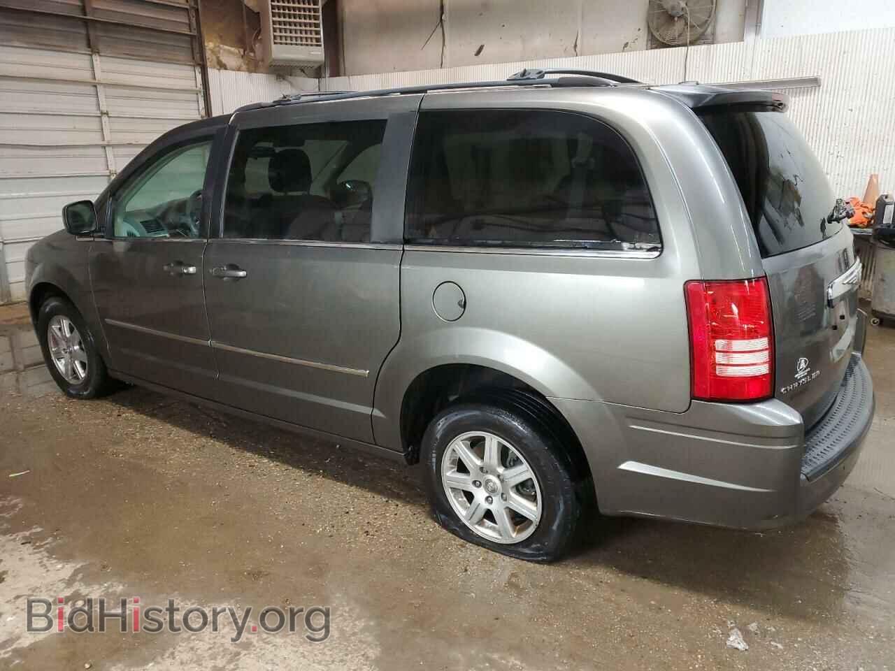2010 CHRYSLER MINIVAN - VIN: 2A4RR5D16AR323984 - Фото 2