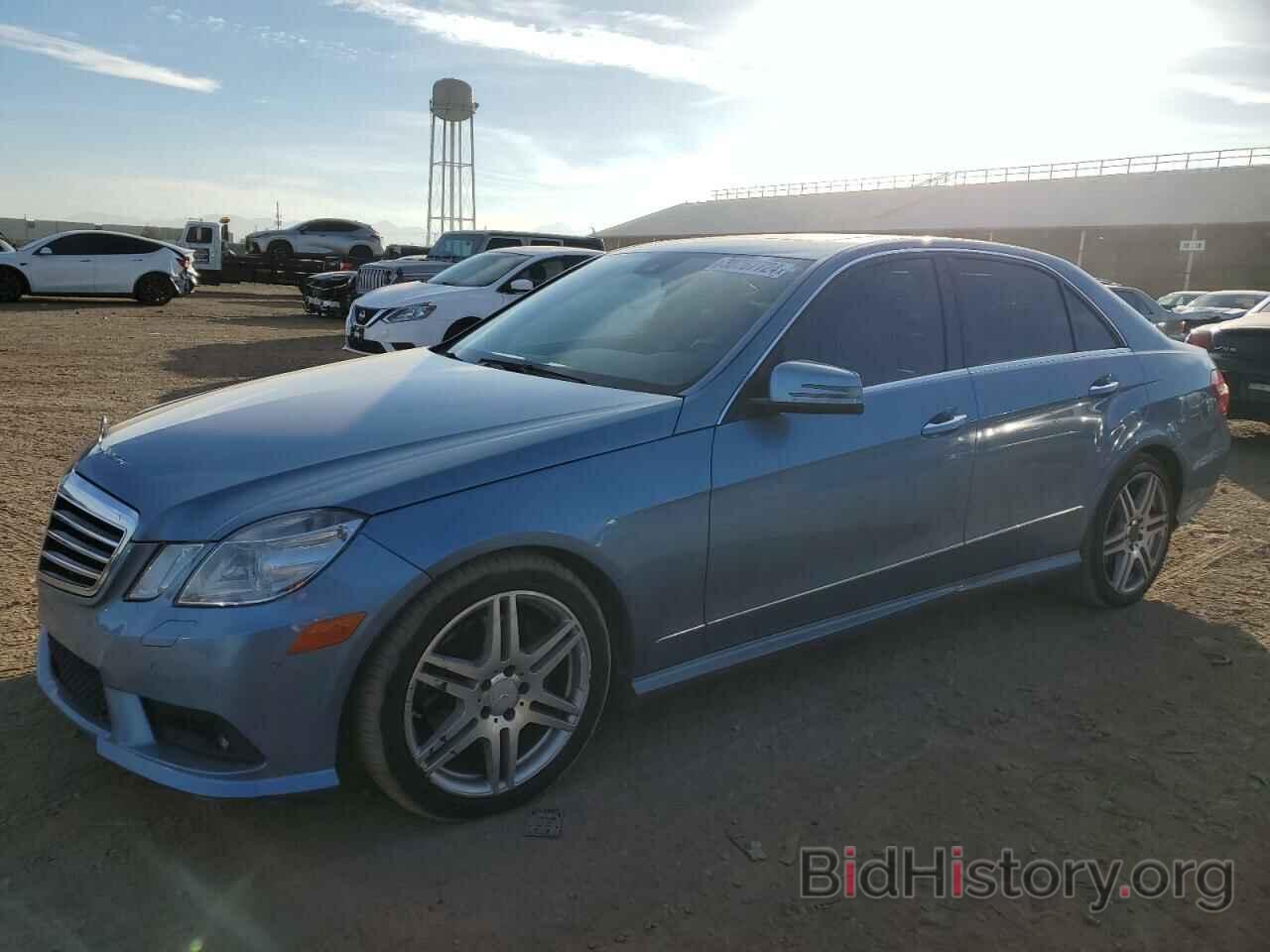 Photo WDDHF5GB0AA059170 - MERCEDES-BENZ E-CLASS 2010