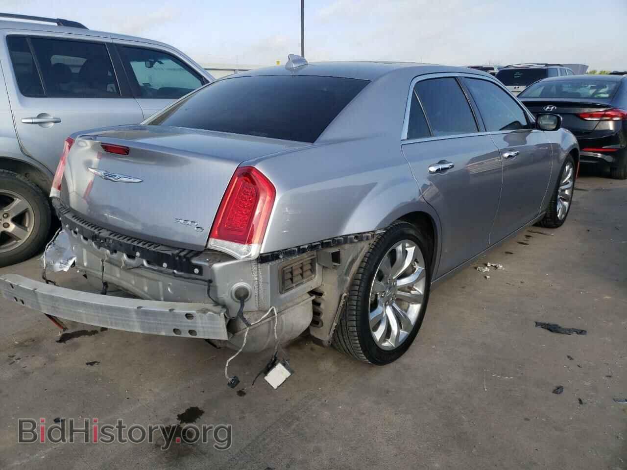 2017 CHRYSLER 300 - VIN: 2C3CCAEG4HH576878 - Фото 4