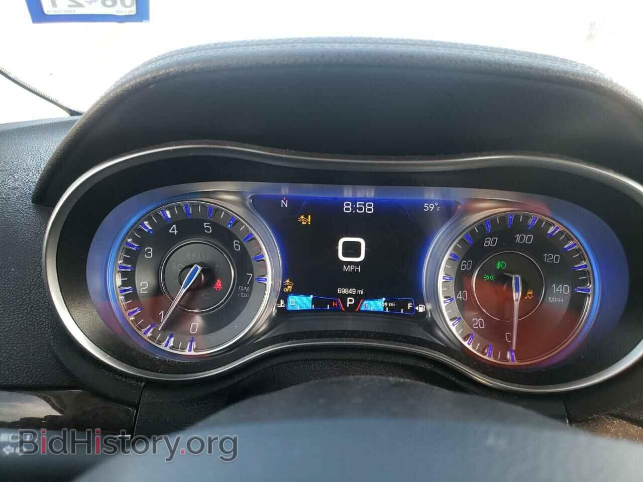 2017 CHRYSLER 300 - VIN: 2C3CCAEG4HH576878 - Фото 8