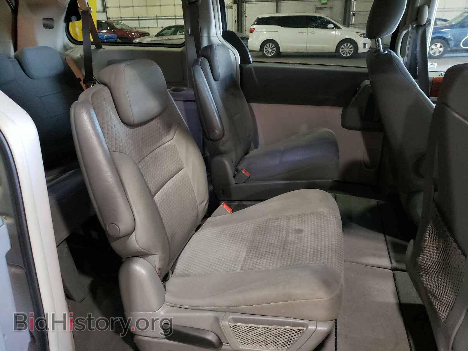2009 CHRYSLER MINIVAN - VIN: 2A8HR54169R613020 - Фото 6