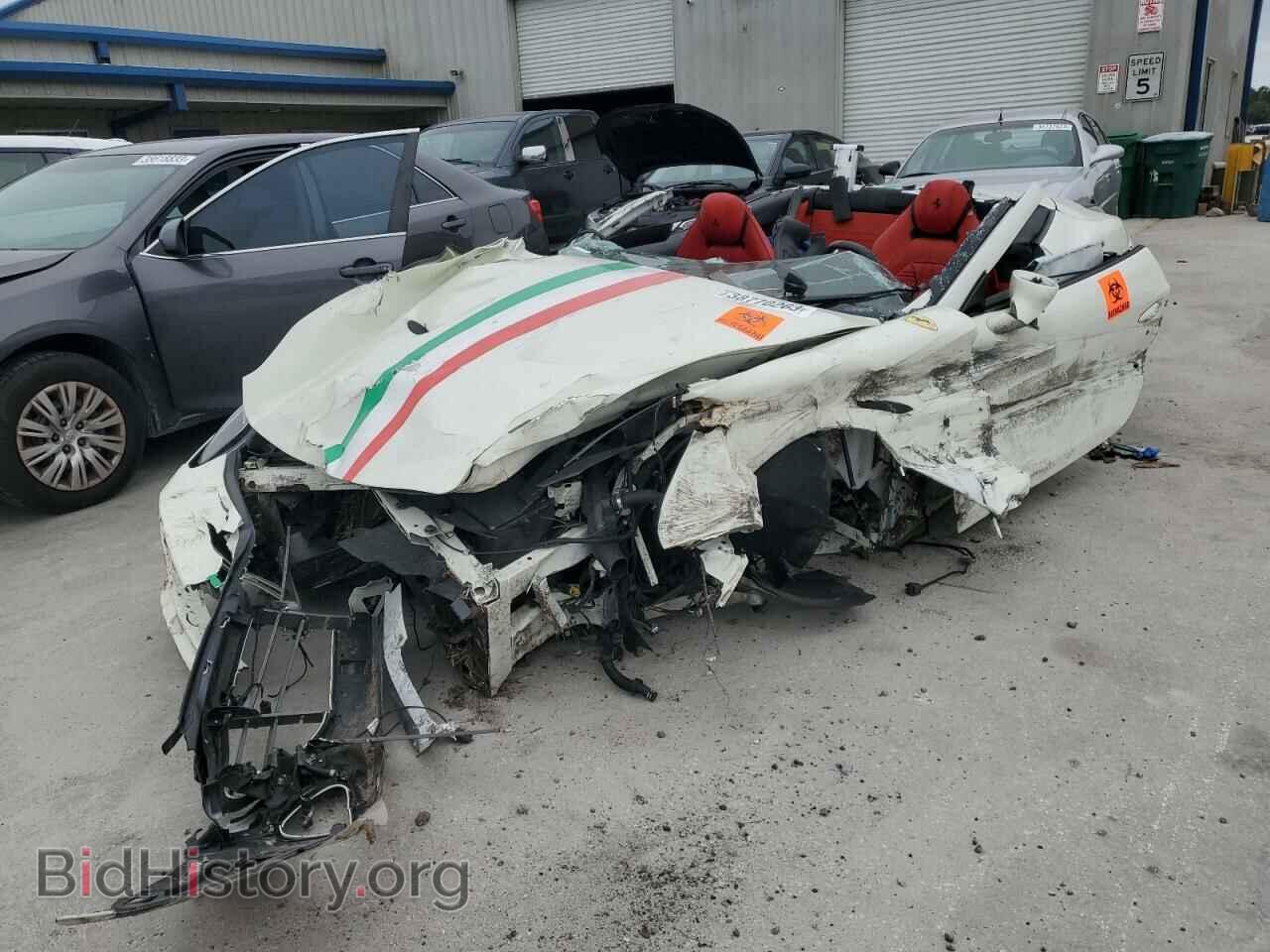 Photo ZFF77XJA4H0225531 - FERRARI ALL MODELS 2017