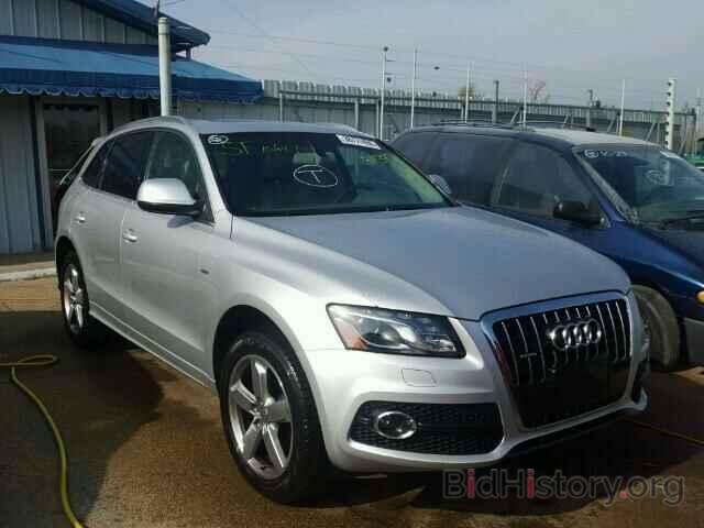 Photo WA1DKAFPXBA074023 - AUDI Q5 2011