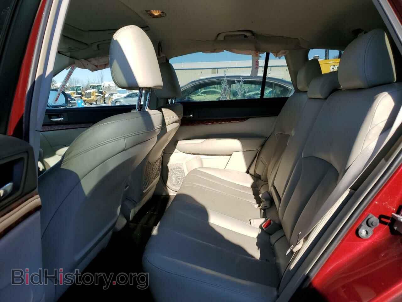 2011 SUBARU OUTBACK - VIN: 4S4BRDKC8B2442220 - Photo 10