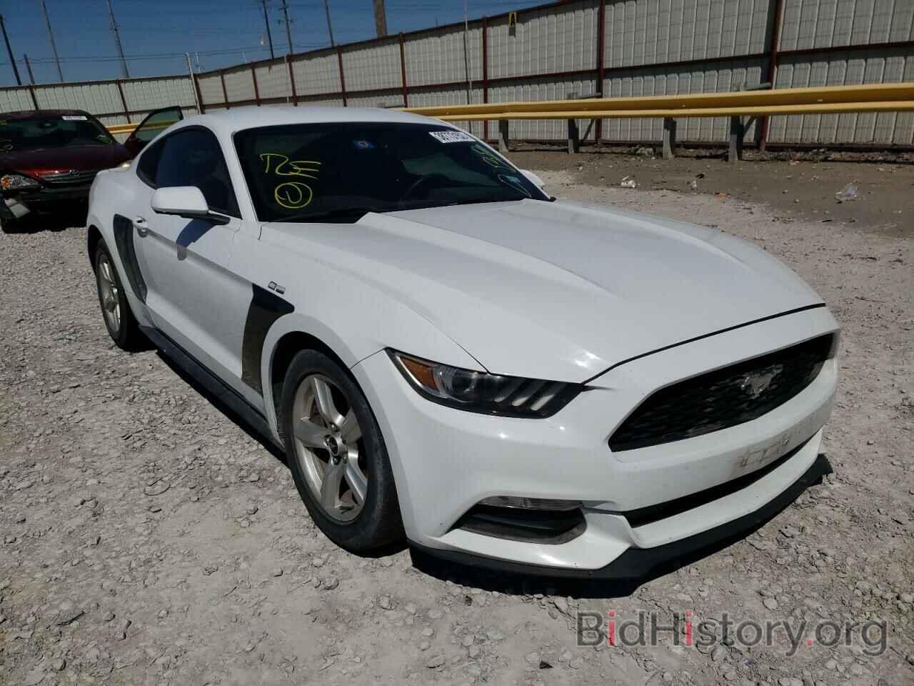Photo 1FA6P8AM0H5209555 - FORD MUSTANG 2017
