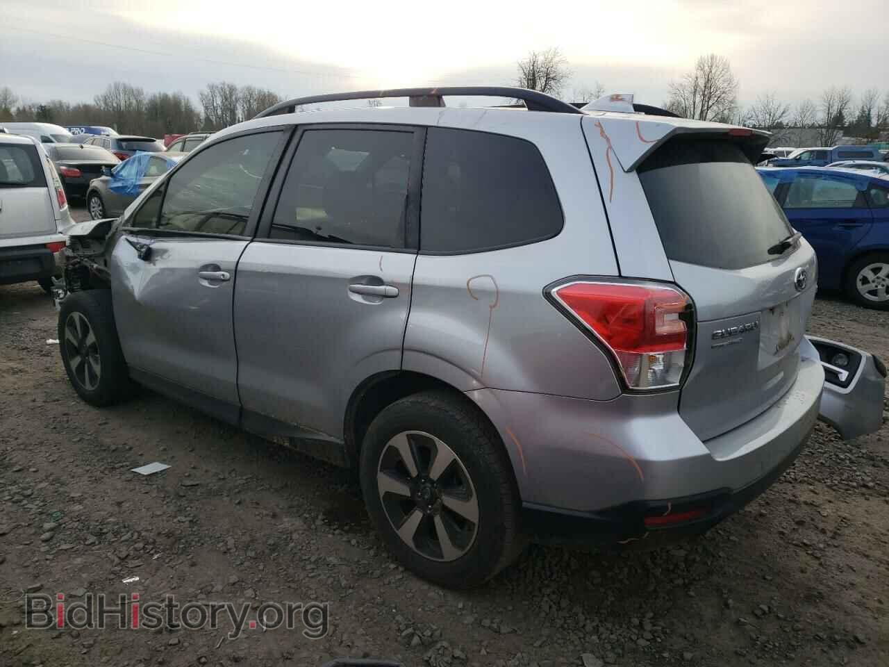 2017 SUBARU FORESTER - VIN: JF2SJAGC1HH420070 - Фото 2