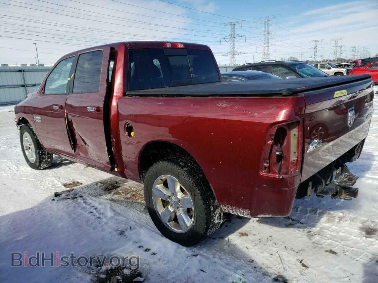 2018 RAM 1500 - VIN: 3C6RR7LG0JG203201 - Фото 2