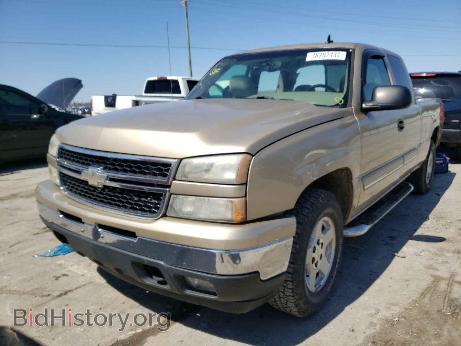 2006 CHEVROLET SILVERADO - VIN: 1GCEK19B26E210914 - Фото 2